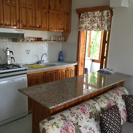 Nisa Apartment *